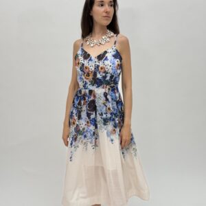 A delicate choice for those seeking both elegance and comfort on warm days.